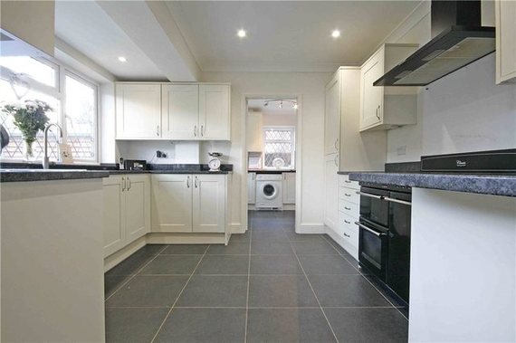 6 Bedroom Semi-Detac...