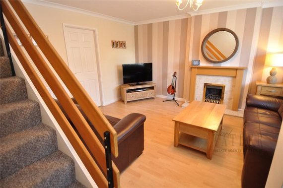 3 Bedroom End of Ter...