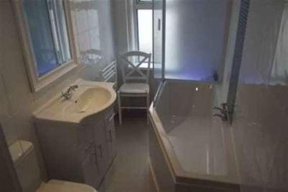 5 Bedroom Detached