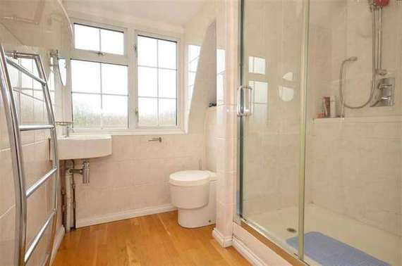 4 Bedroom Town House