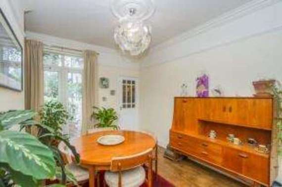3&nbsp;Bedroom&nbsp;Terraced