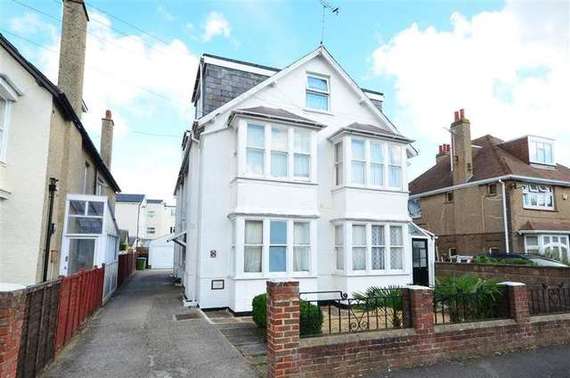 1 Bedroom Apartment