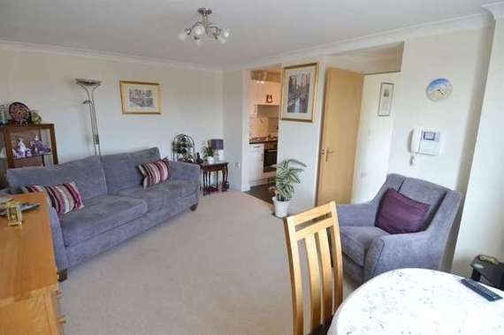 2 Bedroom Flat