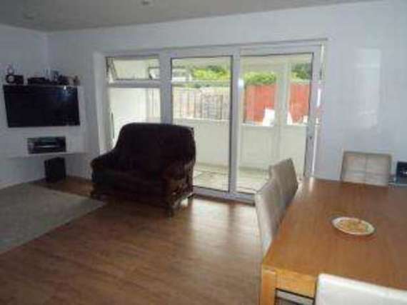3 Bedroom Semi-Detac...