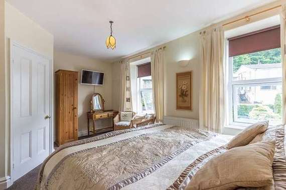 5&nbsp;Bedroom&nbsp;Terraced