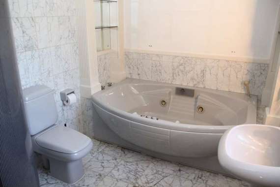 5 Bedroom Detached