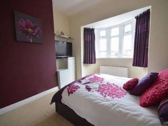 3&nbsp;Bedroom&nbsp;Semi-Detac...