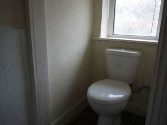 2&nbsp;Bedroom&nbsp;Detached