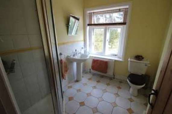 5&nbsp;Bedroom&nbsp;Detached