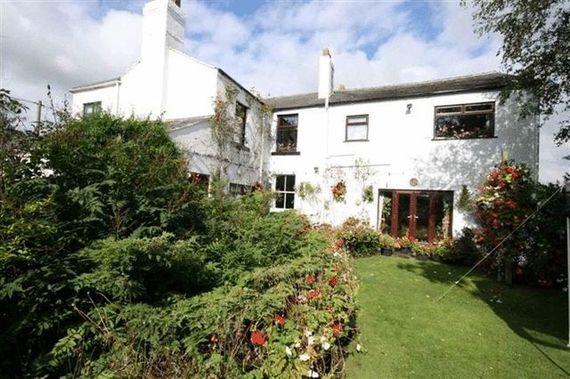 5&nbsp;Bedroom&nbsp;Semi-Detac...