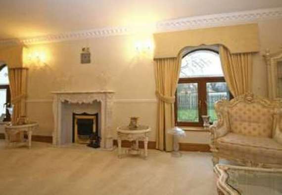 6&nbsp;Bedroom&nbsp;Detached