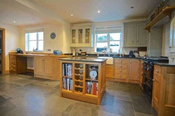 4&nbsp;Bedroom&nbsp;Detached