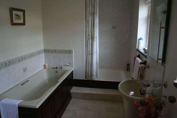 5&nbsp;Bedroom&nbsp;Detached