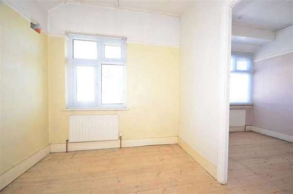 3&nbsp;Bedroom&nbsp;End of Ter...