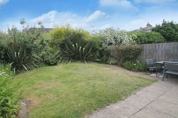 4 Bedroom Semi-Detac...