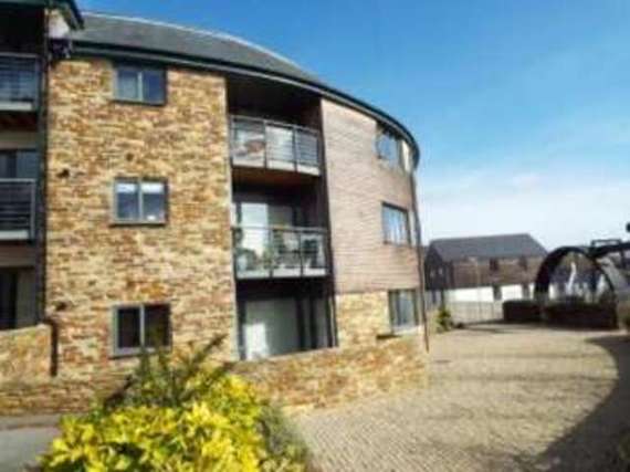 2 Bedroom Flat