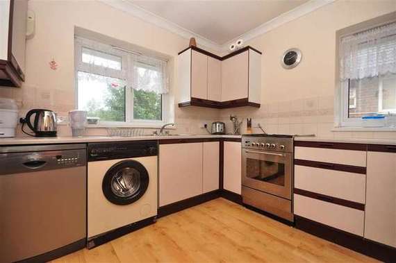 2 Bedroom Maisonette