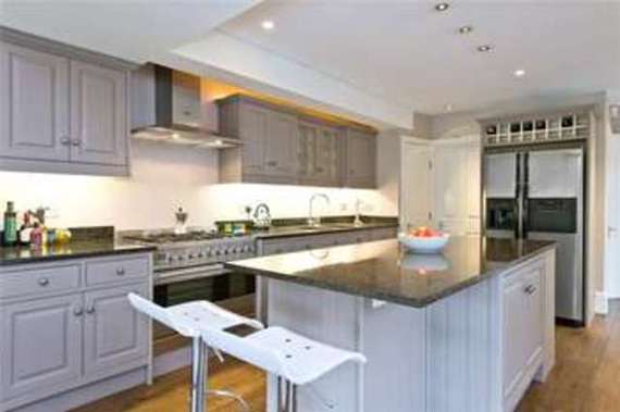 5 Bedroom Semi-Detac...