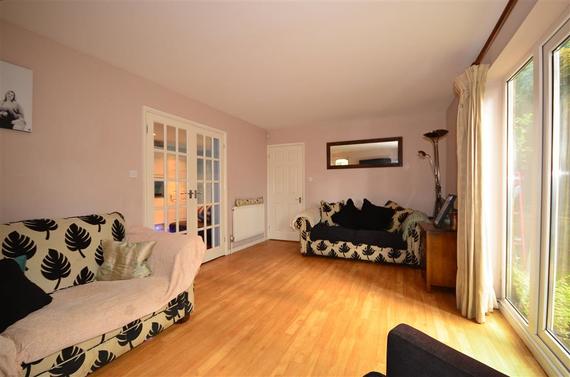 4&nbsp;Bedroom&nbsp;Detached