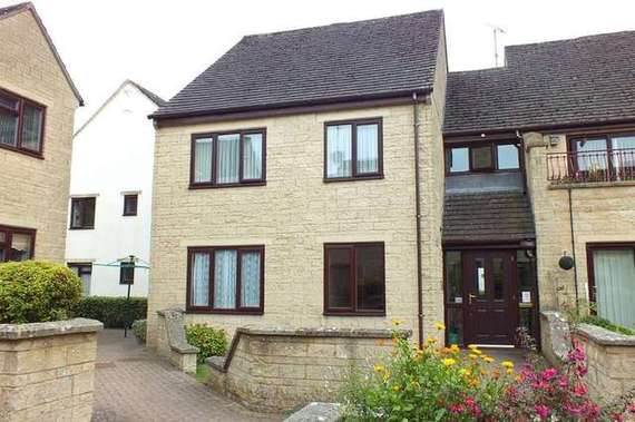 2 Bedroom Flat