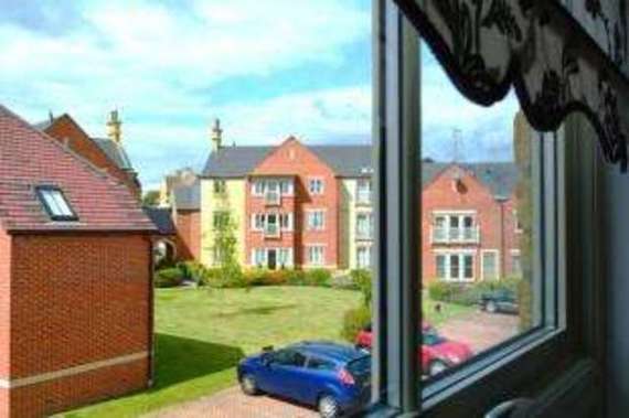 2 Bedroom Flat
