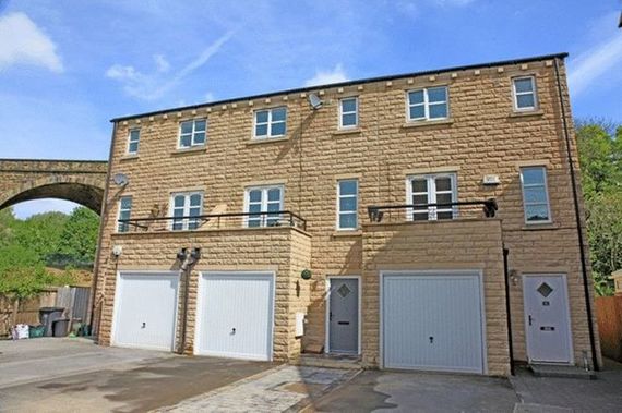 4&nbsp;Bedroom&nbsp;Detached