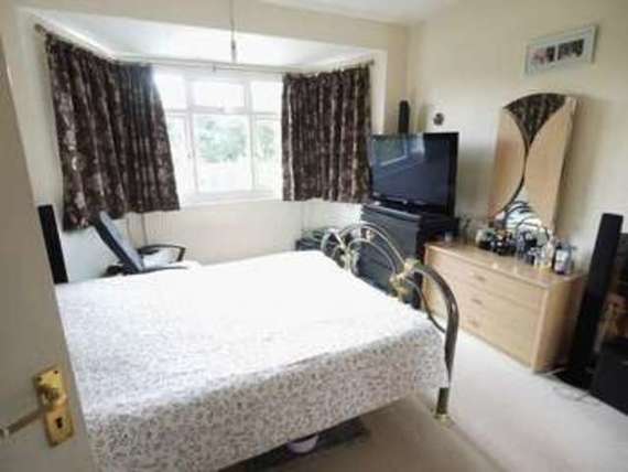 5&nbsp;Bedroom&nbsp;Detached