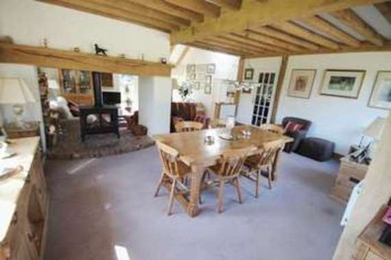 6&nbsp;Bedroom&nbsp;Detached