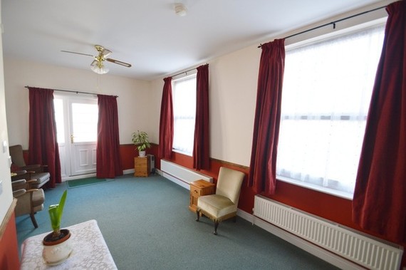 5 Bedroom Semi-Detac...