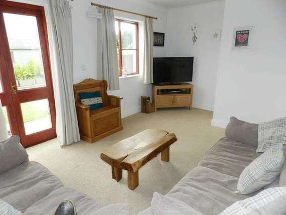 3&nbsp;Bedroom&nbsp;Semi-Detac...