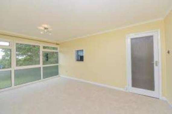 2 Bedroom Flat