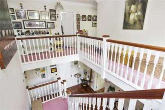 5&nbsp;Bedroom&nbsp;Detached