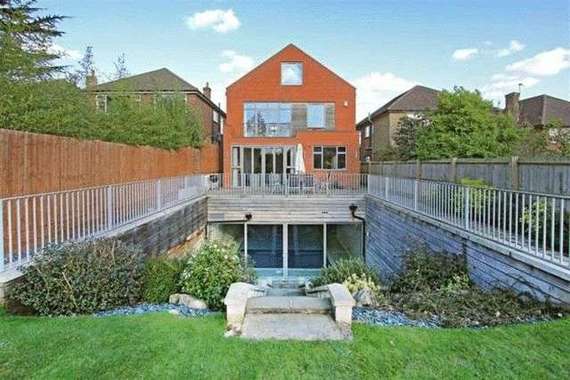 5 Bedroom Detached