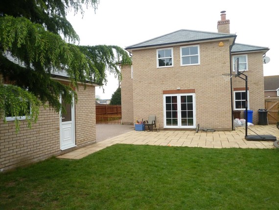 5 Bedroom Detached