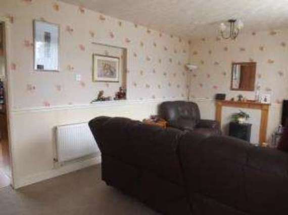 3 Bedroom End of Ter...