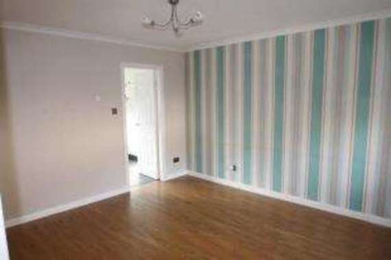 2 Bedroom End of Ter...