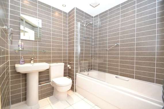 3&nbsp;Bedroom&nbsp;Flat