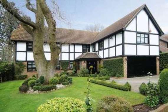 5 Bedroom Detached