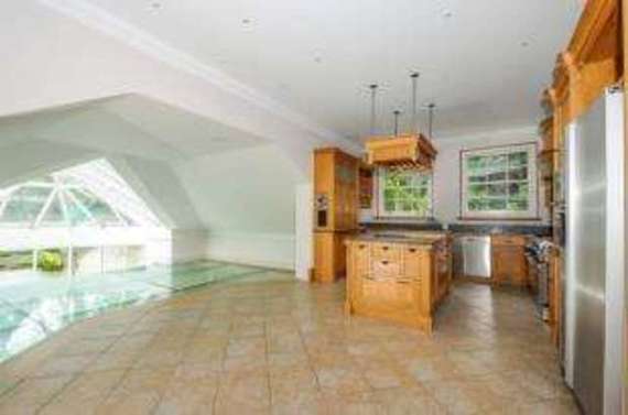 5&nbsp;Bedroom&nbsp;Detached