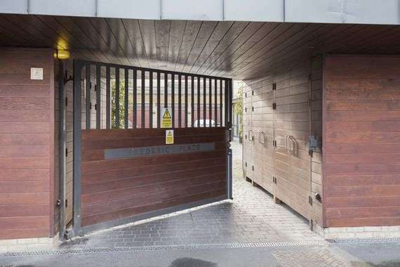 4 Bedroom Terraced