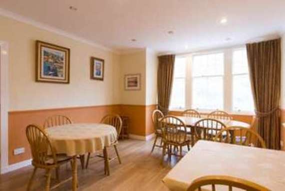 9&nbsp;Bedroom&nbsp;Detached