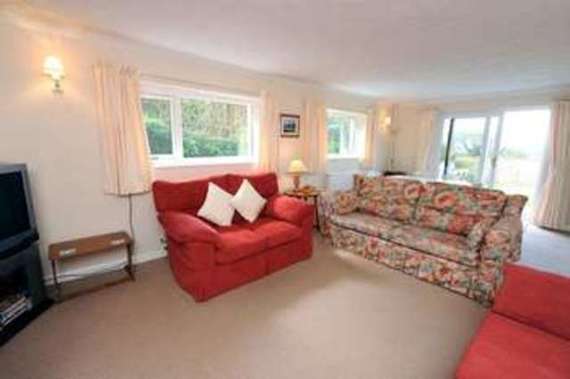 8&nbsp;Bedroom&nbsp;Detached