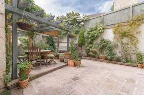 4 Bedroom Terraced