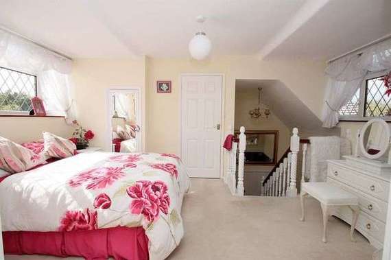 5 Bedroom Detached