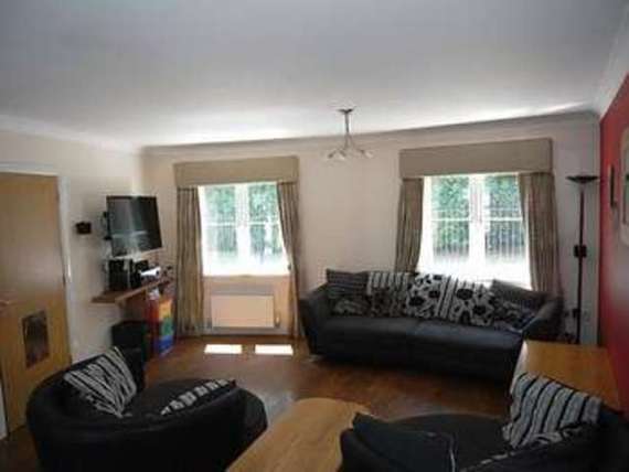 3 Bedroom Semi-Detac...