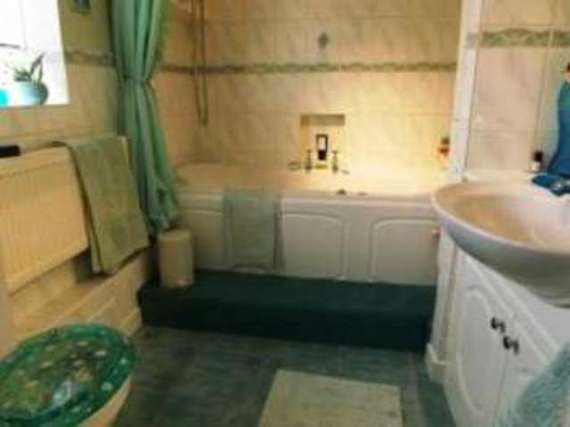 2 Bedroom Detached