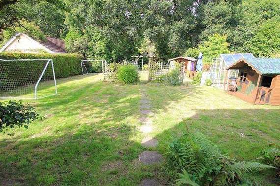 3 Bedroom Semi-Detac...