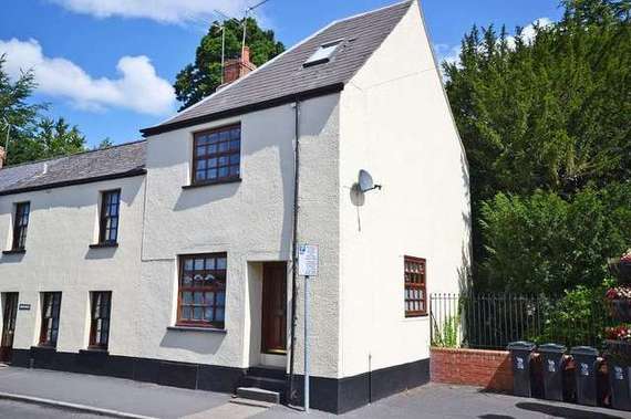 3 Bedroom End of Ter...