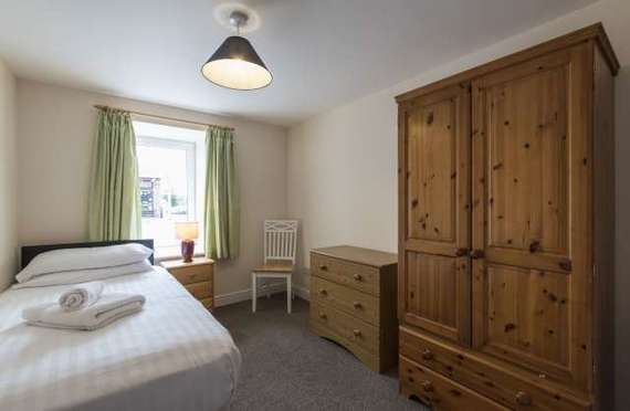 4 Bedroom Flat