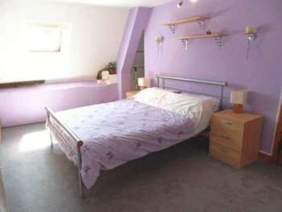 6 Bedroom Detached